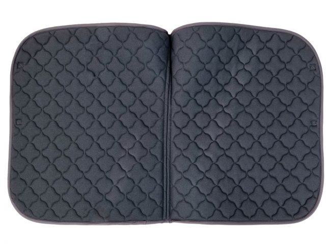 Zeitlose Schabracke mit atmungsaktiver Unterseite